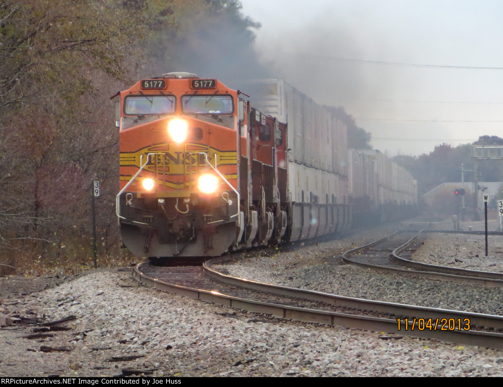 BNSF 5177 East